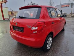 Rot Gebraucht 2009 Skoda Fabia Classic Limousine | 650 € (Superpreis)