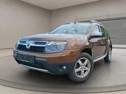 Braun Gebraucht 2012 Dacia Duster Prestige SUV | 6.793 € (Fairer Preis)
