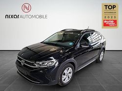Deep black perleffekt Gebraucht 2023 VW Taigo Life SUV | 14.980 €