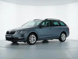 Grau Gebraucht 2020 Skoda Octavia Tour Kombi | 20.889 € (Guter Preis)