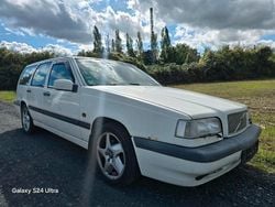 Weiß Gebraucht 1995 Volvo 850 Kombi | 950 €