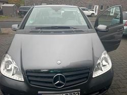 Braun Gebraucht 2011 Mercedes A160 Kleinwagen | 3.999 € (Guter Preis)