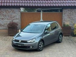 Grau Gebraucht 2012 VW Golf VII Match Kleinwagen | 9.999 € (Etwas zu teuer)