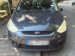 Grau Gebraucht 2006 Ford S-MAX Van / Kleinbus | 1.199 € (Fairer Preis)