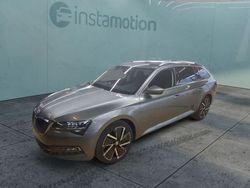 Grau Gebraucht 2023 Skoda Superb Style Kombi | 33.029 € (Fairer Preis)