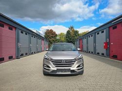 Weiß Gebraucht 2015 Hyundai Tucson Premium SUV | 18.499 € (Fairer Preis)
