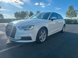 Gletscherweiß metallic Gebraucht 2020 Audi A3 Sportback Performance Kleinwagen | 19.999 € (Guter Preis)
