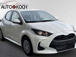 Weiß Neu 2025 Toyota Yaris Hybrid Business Edition Limousine | 22.190 € (Superpreis)