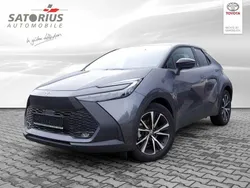 Grau Gebraucht 2023 Toyota C-HR Team SUV | 38.850 € (Etwas zu teuer)