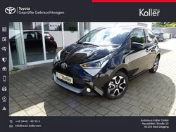 Schwarz 211 Gebraucht 2021 Toyota Aygo X-play Kleinwagen | 12.900 € (Etwas zu teuer)