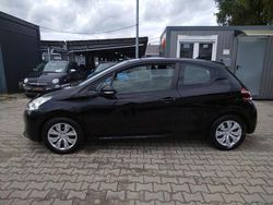 Schwarz Gebraucht 2014 Peugeot 208 Active Kleinwagen | 5.550 € (Fairer Preis)