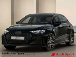 Mythosschwarz metallic Neu 2025 Audi RS3 Sportback Ambiente Kleinwagen | 71.750 €