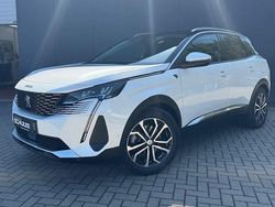 Weiß Gebraucht 2021 Peugeot 3008 SUV | 19.850 € (Fairer Preis)