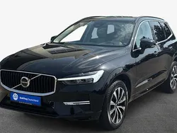 Onyx black metallic Gebraucht 2024 Volvo XC60 Core SUV | 44.939 € (Guter Preis)