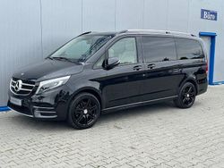Obsidianschwarz metallic Gebraucht 2018 Mercedes V250 AMG line Van / Kleinbus | 42.999 €