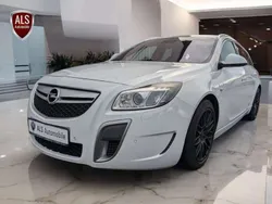 Weiß Gebraucht 2010 Opel Insignia OPC Kombi | 13.999 €