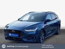 Chrome blue metallic Gebraucht 2024 Ford Focus ST-Line X Kombi | 26.500 € (Guter Preis)
