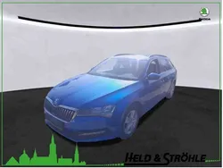 Raceblau metallic met. Gebraucht 2022 Skoda Superb Ambition Kombi | 27.450 € (Fairer Preis)