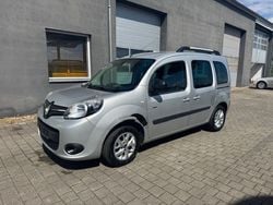 Grau Gebraucht 2018 Renault Kangoo LIMITED Van / Kleinbus | 5.490 € (Guter Preis)
