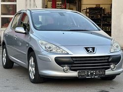 Silber Gebraucht 2006 Peugeot 307 Tendance Limousine | 1.990 € (Fairer Preis)