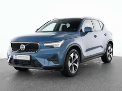 Blau Gebraucht 2024 Volvo XC40 Core SUV | 35.990 € (Fairer Preis)