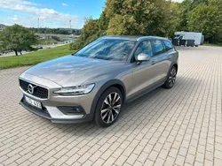 Beige Gebraucht 2020 Volvo V60 CC Pro Kombi | 27.600 € (Superpreis)