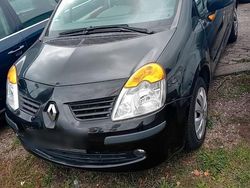 Schwarz Gebraucht 2006 Renault Modus Dynamique Van / Kleinbus | 1.350 € (Guter Preis)