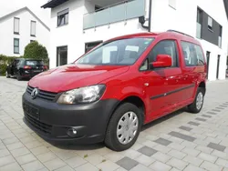 Rot Gebraucht 2011 VW Caddy Trendline Van / Kleinbus | 7.490 € (Guter Preis)