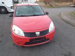 Rot Gebraucht 2009 Dacia Sandero Limousine | 580 € (Superpreis)