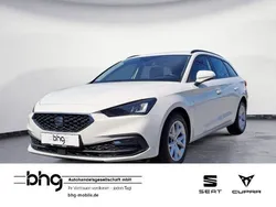 Weiß Gebraucht 2022 Seat Leon Style Kombi | 19.960 € (Etwas zu teuer)