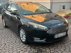 Schwarz Gebraucht 2018 Ford Focus Titanium Kombi | 8.000 € (Guter Preis)