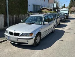 Silber Gebraucht 2003 BMW 316 Kombi | 1.950 €