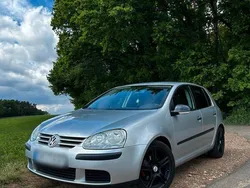 Silber Gebraucht 2004 VW Golf V Limousine | 1.300 € (Guter Preis)