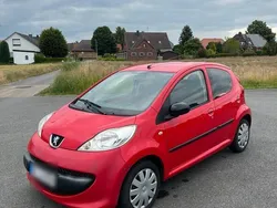 Rot Gebraucht 2006 Peugeot 107 Kleinwagen | 2.000 € (Fairer Preis)