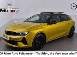 Gold Gebraucht 2023 Opel Astra Limousine | 23.990 € (Etwas zu teuer)