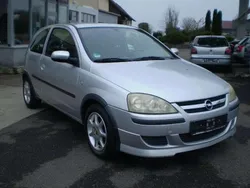 Grau Gebraucht 2004 Opel Corsa Limousine | 1.000 € (Guter Preis)