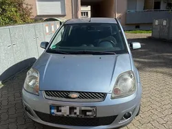 Andere farben Gebraucht 2006 Ford Fiesta Kleinwagen | 700 € (Guter Preis)