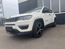 Weiß Gebraucht 2019 Jeep Compass Sport SUV | 14.990 € (Fairer Preis)