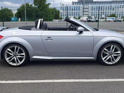 Silber Gebraucht 2017 Audi TT Roadster Design Cabrio | 25.888 € (Teuer)