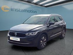 Grau Gebraucht 2024 VW Tiguan SUV | 37.449 € (Etwas zu teuer)
