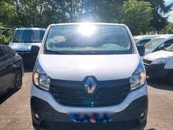 Weiß Gebraucht 2019 Renault Trafic Van / Kleinbus | 12.000 €