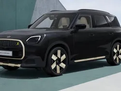 Schwarz Gebraucht 2024 Mini Countryman SUV | 37.800 € (Superpreis)