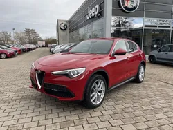 Rot Gebraucht 2020 Alfa Romeo Stelvio Super SUV | 33.490 € (Fairer Preis)