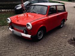 Rot Gebraucht 1978 Trabant 601 Kombi | 4.800 €