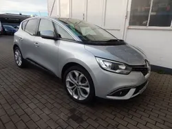 Silber Gebraucht 2020 Renault Scénic IV Van / Kleinbus | 9.500 € (Guter Preis)