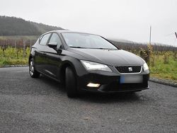 Schwarz Gebraucht 2014 Seat Leon Limousine | 5.950 € (Fairer Preis)