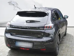 Diverse metallic Gebraucht 2023 Peugeot e-208 GTi Kleinwagen | 22.000 € (Etwas zu teuer)
