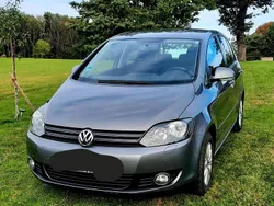 Grau Gebraucht 2012 VW Golf Plus Cross Van / Kleinbus | 8.500 € (Fairer Preis)
