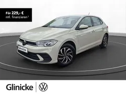 Grau Gebraucht 2024 VW Polo IQ Drive Limousine | 19.380 € (Guter Preis)