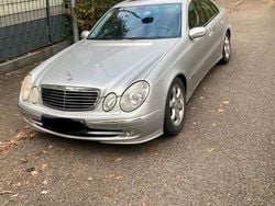 Silber Gebraucht 2004 Mercedes E320 Avantgarde Limousine | 3.600 € (Superpreis)